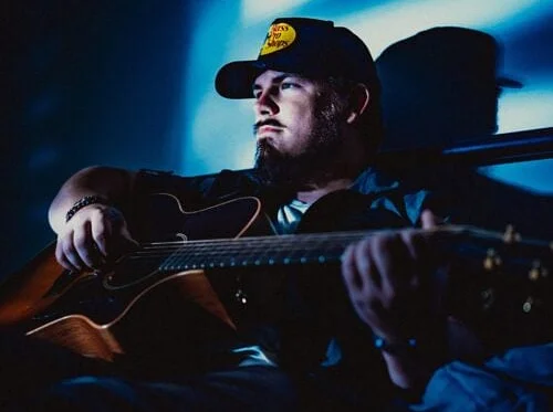 Live Music: Billy Smith