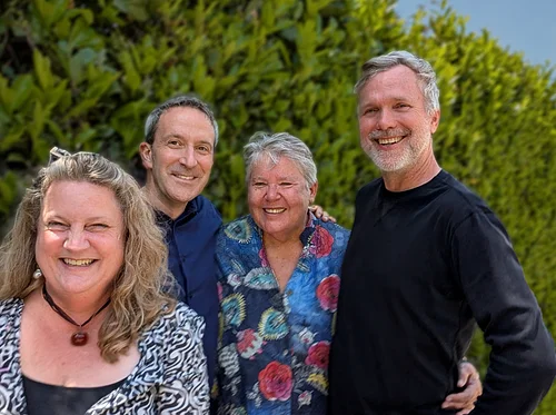 Live Music with The Au Contraires 06/12/26