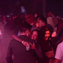 Singles Night | Singles Showcase
