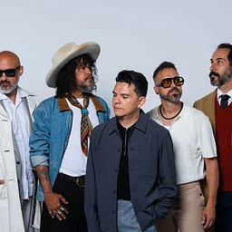 Dos Santos with DJ Miguel Vargas