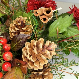 Holiday Hues: Christmas Centerpiece Workshop