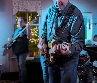 Bob Pratte - live music at Popovers at Brickyard Square