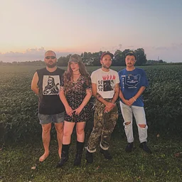 Dana, Sooflay, Chewy Lucas