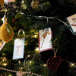 Holiday Decorating Showcase