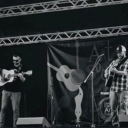 THE BAGGAGE BROTHERS LIVE!