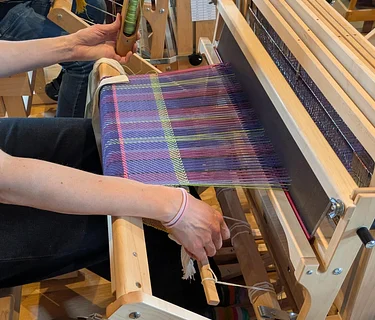 Weave Your Own Towel with the Weave Coaches of Contemporary Craft!
