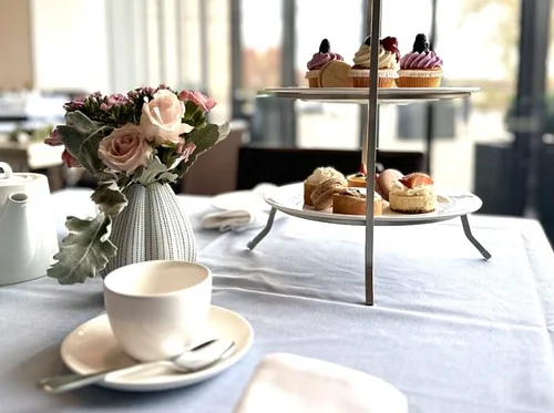 Teas & Tours—Threads of the Andes