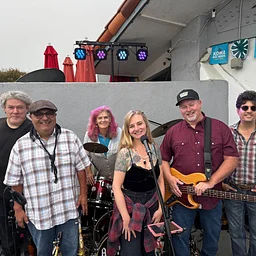 LIVE Music Fridays: Brittney & the BSides