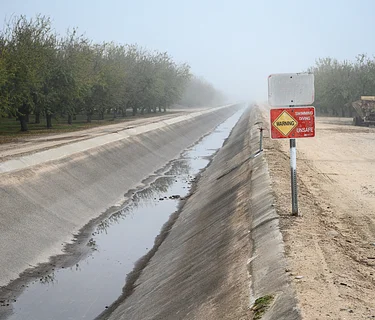 Multiple Exposures Gallery Group Exhibition UNSETTLED, Sue Bloom, Juror.