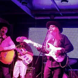 Quartz Casino Band