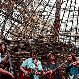 Live Music: Moonlight Jubilee
