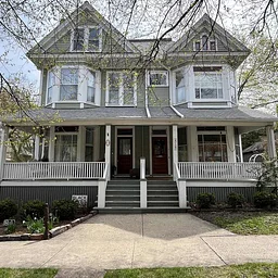Walking Tour: Double Houses, Lakeshore Historic District
