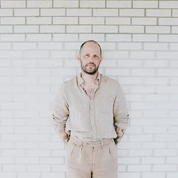 Andrew Victor