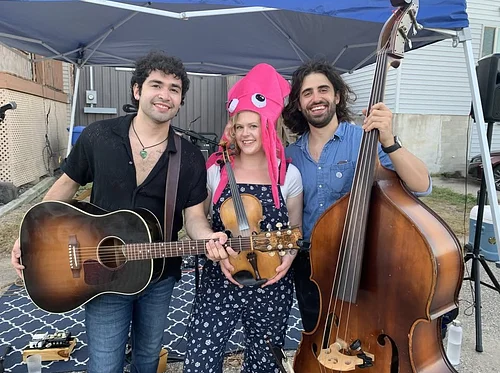 Live Music with Squid City Slingers at the SquidFest After Party!
