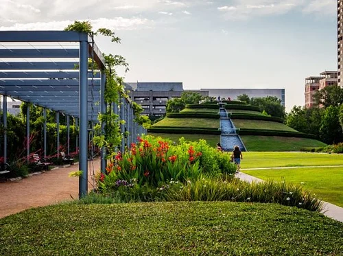 National Walking Day Wellness Walk with Urban Paths’ Laura Conely