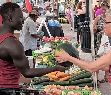 Valley Junction Farmers Market