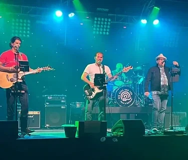 Big Boss and the Toes