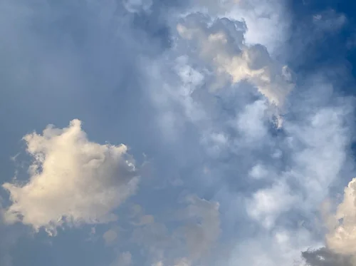 NUBIVAGANT - ( CLOUD WANDERING ) BY JEN KOPEC