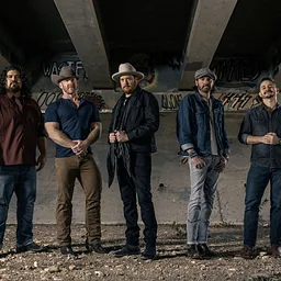 MICKY AND THE MOTORCARS with Savannah Smith