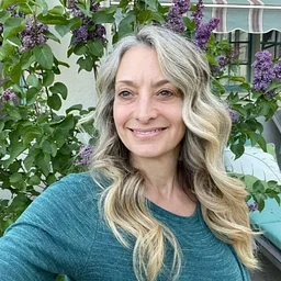 Meet Jewelry Artist Jill KIng