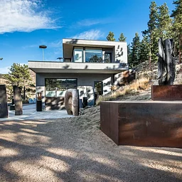 Art & Architecture Series: Jerry Wingren Studio & Home