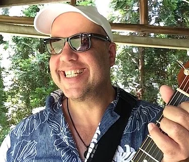 Saturday Afternoon Live Music Series – Mike Chet Beck
