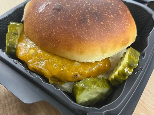 Chuck's Wood-Fired Tavern Burgers - Wednesday Food Truck in St. Charles