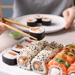 SUSHI ROLLS 101 w/ CHEF FELIPE PIMENTEL, SEPTEMBER 5TH at 6PM, $80 PER PERSON, BYOB