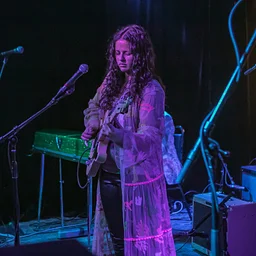 Concerts in The Grove: Lina Beach