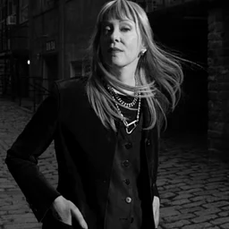 Suzanne Vega - Flying With Angels Tour - Celebration Series