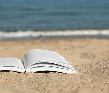 DIVE! Book Club – Move Like Water: A Story of the Sea and Its Creatures