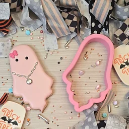Cookie Decorating x Kendra Scott