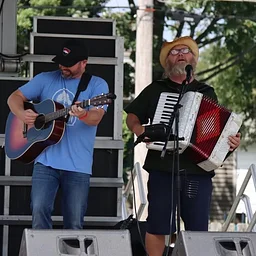 Live Music: Brad Jackson and Wade Farrar
