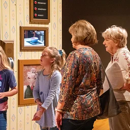 Members Only Admission Hour