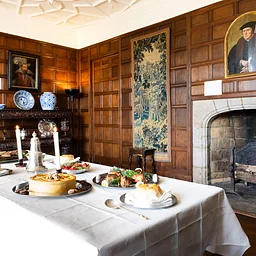 Special Focus Tour: Dining with Shakespeare