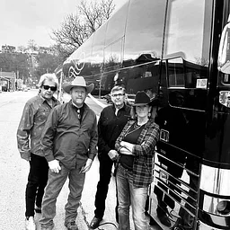 Live Entertainment In The Summit By Jimmy Welty Band