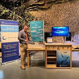 Shark Cart