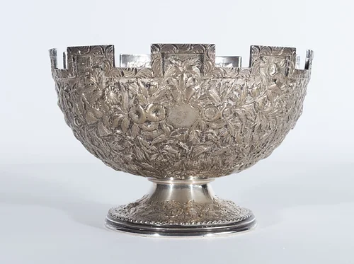 Director’s Circle Curated Lecture Series-
Objects of Desire: Decorative Arts and the Power of Consumption