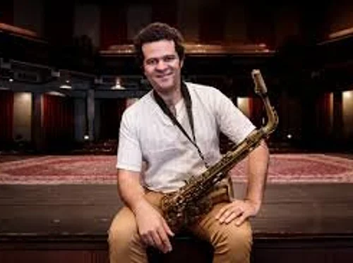 FRI 8 & 9:30 - Greg Ward