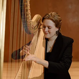 Bløm + Live Harp Pairing