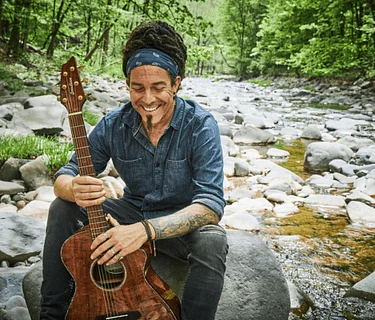 Spire Lobby Series: Robinson Treacher (Plymouth)