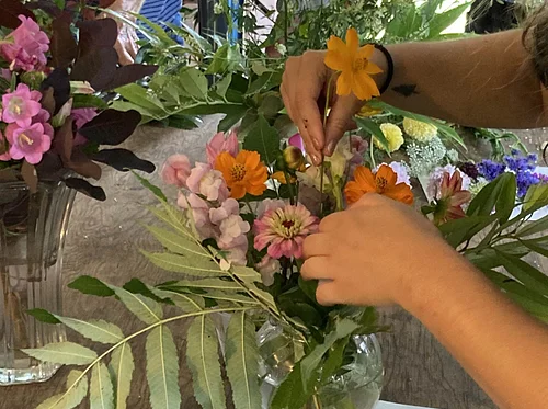 Brunch & Bouquets: Flower Arrangement Workshop