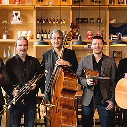 Lunasa: Irish Winter Solstice Celebration