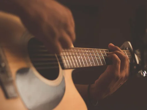 Live Music with Bruce MacDonald