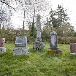 Comet Lodge Cemetery Tour