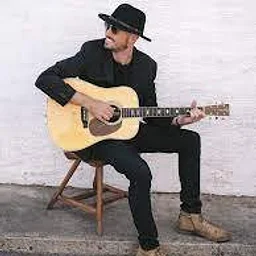 LIVE MUSIC: JAMES SALESTROM