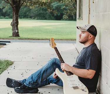 Saturday Afternoon Live Music Series – Brian Kmetz