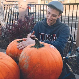 Community Pumpkin Carving @ Mother Road Brewing Company
