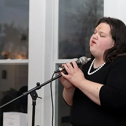 Live at Lugar Performance with Sylvia Thomas