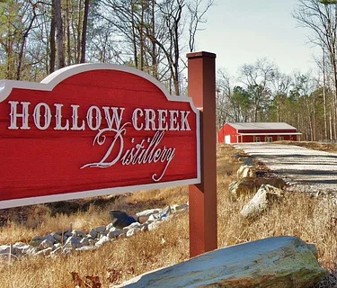 Weekly Tastings at Hollow Creek Distillery